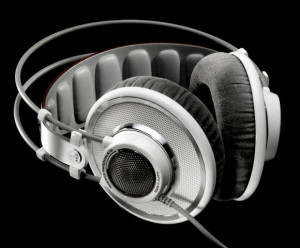 AKG-K701-Studio-Headphones-thumb-580x481